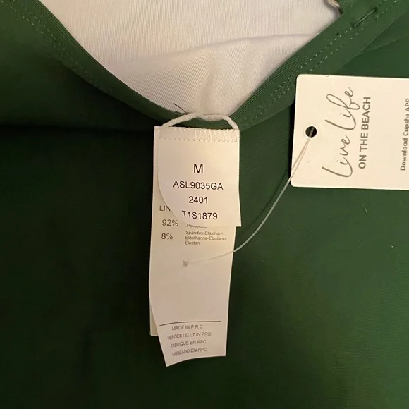 Cupshe  women intense Green One Piece Swimsuit V-Neck  side pleats  size medium - Picture 4 of 4